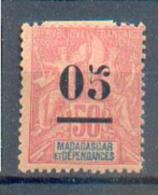 MADA 505 - YT 48 *  Adhérences Papiers Au Verso - Unused Stamps