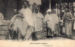 Afrique Noire   Soudan    Tombouctou  Famille Indigène      (Voir Scan ) - Sudan