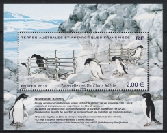 TAAF 2012 Pinguine Fauna Vogel Birds Adelie Mi# Bl. 32 ** MNH - Nuevos