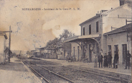 13 / MEYRARGUES / INTERIEUR  DE LA GARE P.L.M / RARE++ - Meyrargues