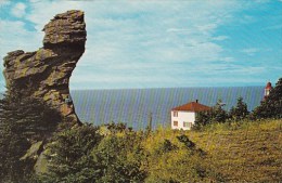 Canada The Famous Rock Cap Chat Gaspe Nord Quebec  1984 - Gaspé