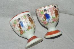 COQUETIERS Anciens PORCELAINE  Thème JAPON X 2 - Andere & Zonder Classificatie