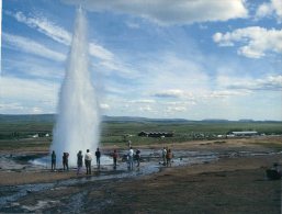 (775) Island - Islande - Geyser - Islanda