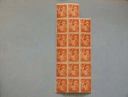 1F50   IRIS    BLOC DE 17 TIMBRES - 1939-44 Iris