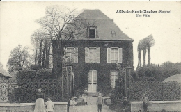 PICARDIE - 80 - SOMME - AILLY LE HAUT CLOCHER - Une Villa - Animation - Ailly Le Haut Clocher