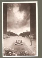 Paris  Monument Aux Morts - Monumentos A Los Caídos