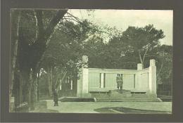 La Rochelle   Monument Aux Morts - Kriegerdenkmal