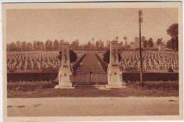 LE CIMETIERE MILITAIRE DE BRAS PRES VERDUN - War Cemeteries