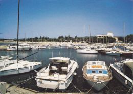 Cp , 83 , LA LONDE LES MAURES , Le Port De Miramar - La Londe Les Maures