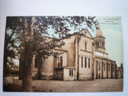 LA MACHINE  (Nièvre)  :  Place De L'Eglise - La Machine