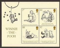 GRAN BRETAÑA - WINNIE-THE-POOH And EUROPA 2010 -TEMA ANUAL "LIBROS INFANTILES".-  HOJITA BLOQUE 4 V. - 1 SELLO Con LOGO - 2010