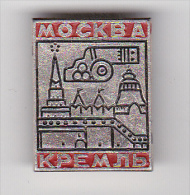 USSR Russia Old Pin Badge - Touristic Badge - Moskow - Kremlin - Bière