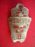 CYCLISME  ANCIENNE PLAQUE DE VELO /  CYCLE  EN ALU    MERCIER - Cycling