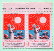 France 1927 Pair Of Labels Anti Tuberculosis - Kiss The Sun - Girl - Word "tuberculose" Full In Margin - Tuberkulose-Serien