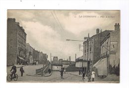 LA  COURNEUVE  -  Place De La Gare - La Courneuve