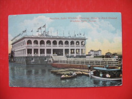 Pavilion,Lake Wichita,Showing Hotel In Back Ground,Wichita Falls - Altri & Non Classificati