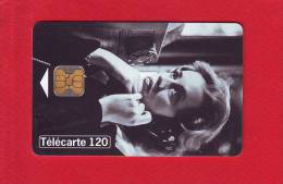376 - Telecarte Publique Telephone Et Cinema 10  Jeanne Moreau (F700) - 1996