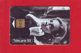 377 - Telecarte Publique Telephone Et Cinema 10  Jeanne Moreau (F699) - 1996