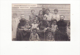 Papouasie-Nouvelle-Guinée (Océanie) - Groupe De Missionnaires Et De Néophytes - Papua New Guinea