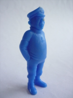 FIGURINE PUBLICITAIRE ESSO Belge Monochrome Bleu -Tintin - HOMME DE MAIN Bandit CAPITAINE DU SOUS MARIN 1973 - Tintin