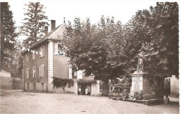 CHAMOUX SUR GELON  .. PLACE DU MONUMENT - Chamoux Sur Gelon