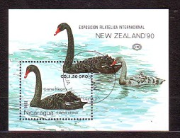 NICARAGUA - FAUNA - BIRDS - SWAN - PHILATEIC EXHIBITION NEW ZEALAND 90 - MNH - BL 193 - Schwäne