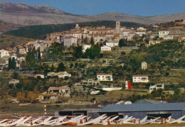 FAYENCE - Vue Générale, Au Premier Plan Le Centre De Vol à Voile - Fayence