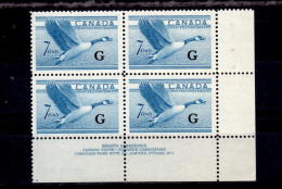 Canada 1952 7 Cent Canada Goose Overprint Issue #O31  Block Of 4 MNH - Surchargés