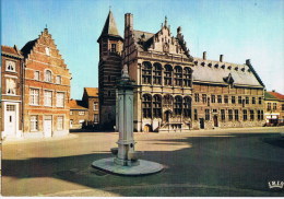 Zoutleeuw Stadhuis En Hallen - Zoutleeuw