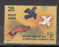 INDIA,  1975,  International Women´s Year, Womens,  Pigeons, MNH, (**) - Ongebruikt