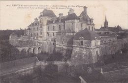 Cp , 33 , CADILLAC-sur-GARONNE , Ancien Château Du Duc D'Épernon, Actuellement Ecole De Préservation Pour Jeunes Filles - Cadillac