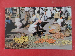 Vegetable Vendor Port Au Prince Haiti   Stamp & Cancel Ref 1063 - Haïti