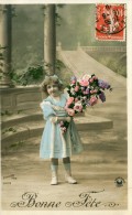 A Small Girl With A Bouquet In A Mansion "Bonne Fete" - Premier Jour D'école