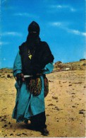 4632. Postal Nativo De Montes HOGAR (marruecos). Hombre Azul - África