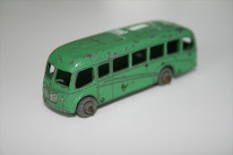 Matchbox Lesney 21A LONG DISTANCE COACH- Regular Wheels, Issued 1956 - Matchbox