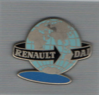 Pin´s  Automobiles  RENAULT  DAI , Mappemonde  Verso  ARTHUS  BERTRAND  PARIS - Renault