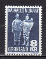 (SA0549) GREENLAND, 1980 ("Eskomo With Family", Driftwood Sculpture By Johannes Kreutzmann). Mi # 119. MNH** Stamp - Ongebruikt