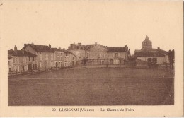 LUSIGNAN  LE CHAMP DE FOIRE  CPA NO 22 - Lusignan