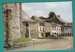 65 - SAINT PE DE BIGORRE  La Place De La République Et Ses Vieilles Arcades   - 2 Scans - Impeccable - Saint Pe De Bigorre