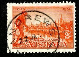 1586x)  Australia 1934 - Sc # 142a (11 1/2)  Used  ( Catalogue $4.50) - Mint Stamps