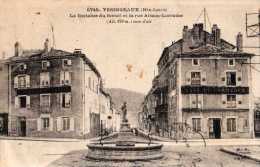 YSSINGEAUX LA FONTAINE DU FOIRAIL ET LA RUE ALSACE LORRAINE - Yssingeaux