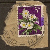 NZ 1960 5d Inking Flaw SG 787 U QT742 - Abarten Und Kuriositäten