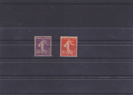 Francia 135, 142  MH  * - Unused Stamps