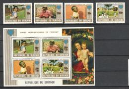 Burundi 1979 Mi# 1497-1500 Bl. 109 A ** MNH Jahr Des Kindes YEAR OF THE CHILD - Nuovi