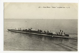 Sous-Marin " Papin" En Pleine Mer. - Submarinos