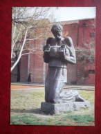 Statue Of Niko Pirosmani In The Garden By The Sulphur Baths - Tbilisi - 1985 - Georgia USSR - Unused - Georgië