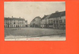 77 REBAIS : La Place - Rebais