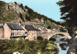 LE PONT-DE-MONTVERT L HOTEL DES CEVENNES ET LE GRAND PONT - Le Pont De Montvert