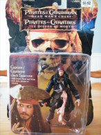 Figurine Pirates Des Caraibes-coffre De L'homme Mort-Jack Sparrow By Zizzle Toys - Otros & Sin Clasificación