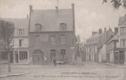 CREVECOEUR-le-GRAND  Ancien Hôtel De L'Ecu Où Alexandes Dumas Logea Dartagnan "Les Mousquetaires" - Crevecoeur Le Grand